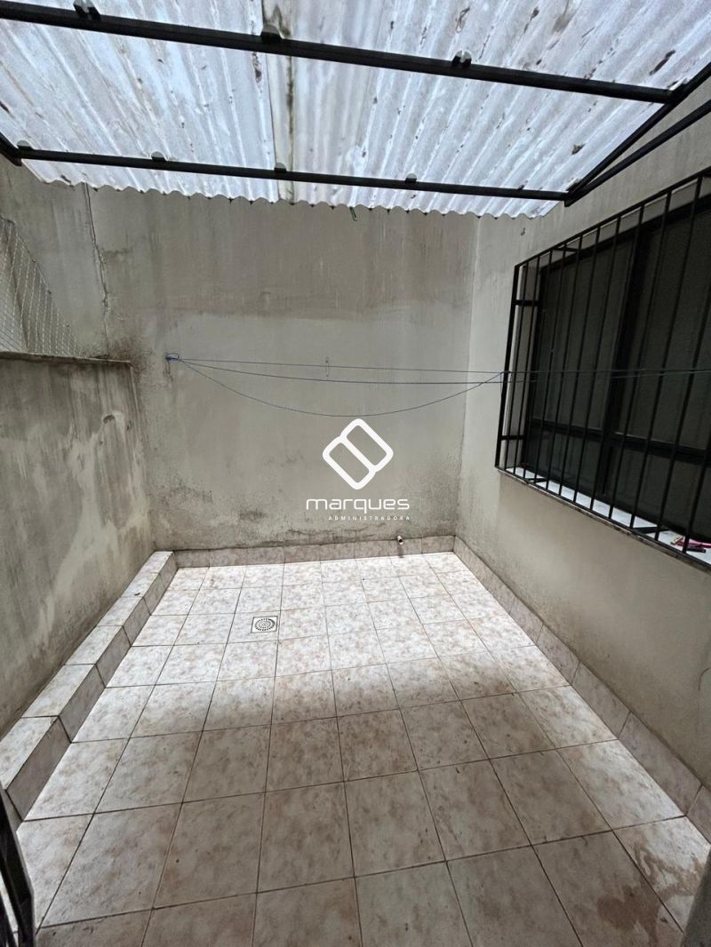Apartamento com 2 quartos, 1 banheiro e 72m² à venda no bairro Centro, Pelotas