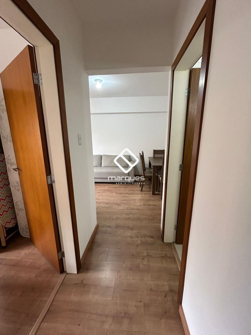 Apartamento com 2 quartos, 1 banheiro e 72m² à venda no bairro Centro, Pelotas