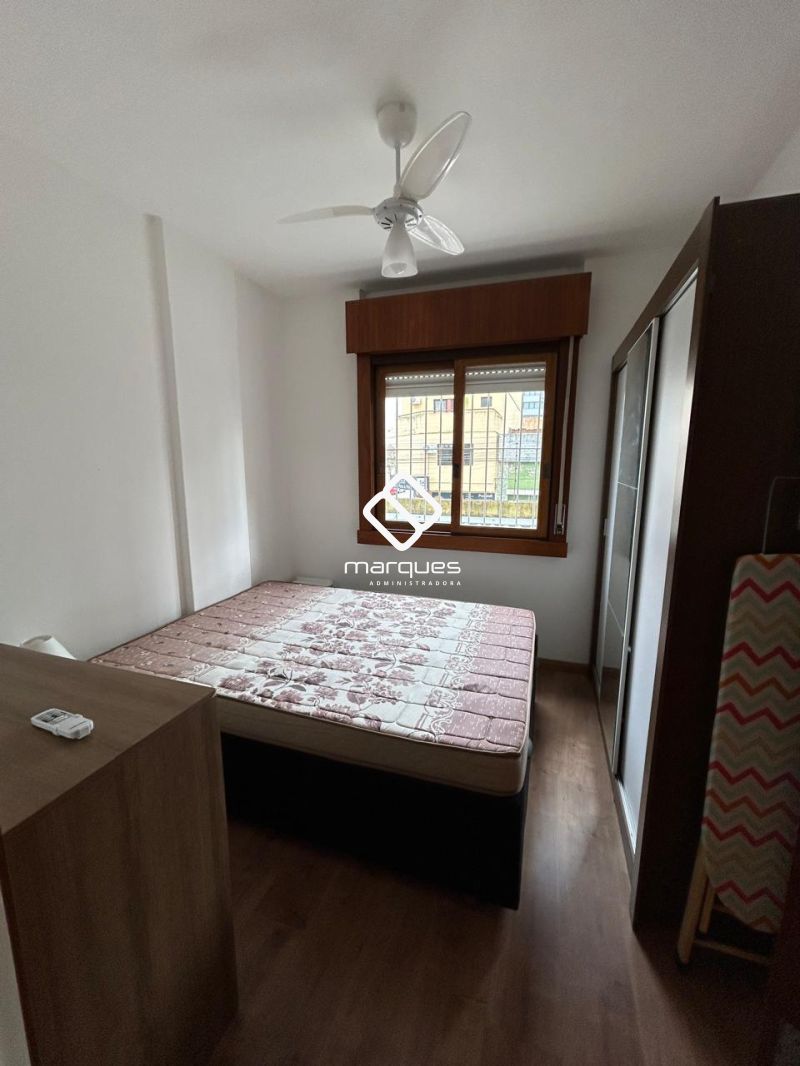 Apartamento com 2 quartos, 1 banheiro e 72m² à venda no bairro Centro, Pelotas