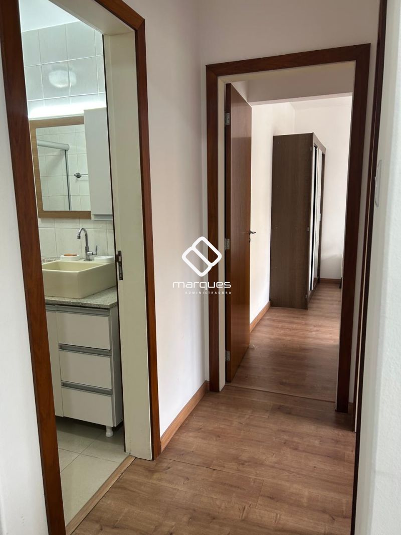 Apartamento com 2 quartos, 1 banheiro e 72m² à venda no bairro Centro, Pelotas