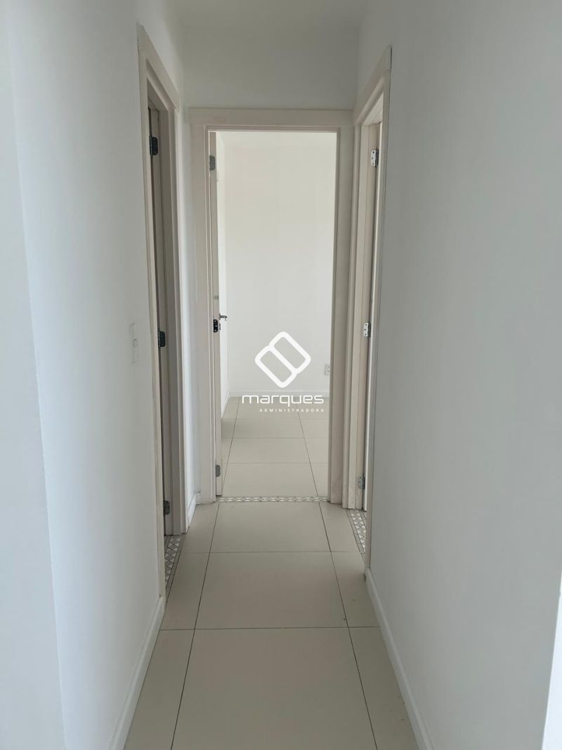 Apartamento com 2 quartos, 1 banheiro e 73m² à venda no bairro Areal, Pelotas