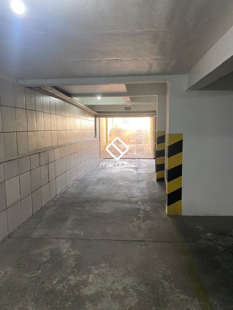 Apartamento com 3 quartos, 2 banheiros e 122m² à venda no bairro Centro, Pelotas