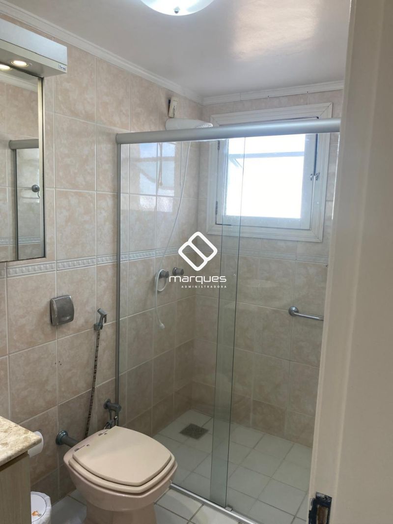 Apartamento com 3 quartos, 2 banheiros e 122m² à venda no bairro Centro, Pelotas