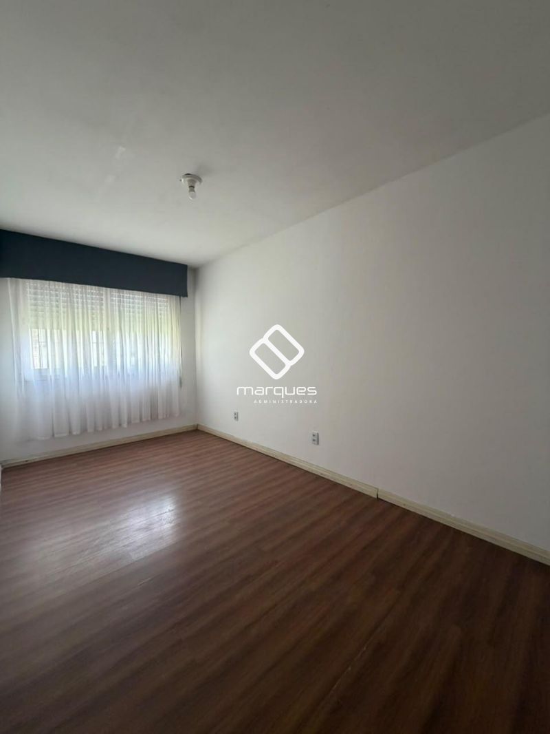 Apartamento com 3 quartos, 1 banheiro e 88m² à venda no bairro Centro, Pelotas