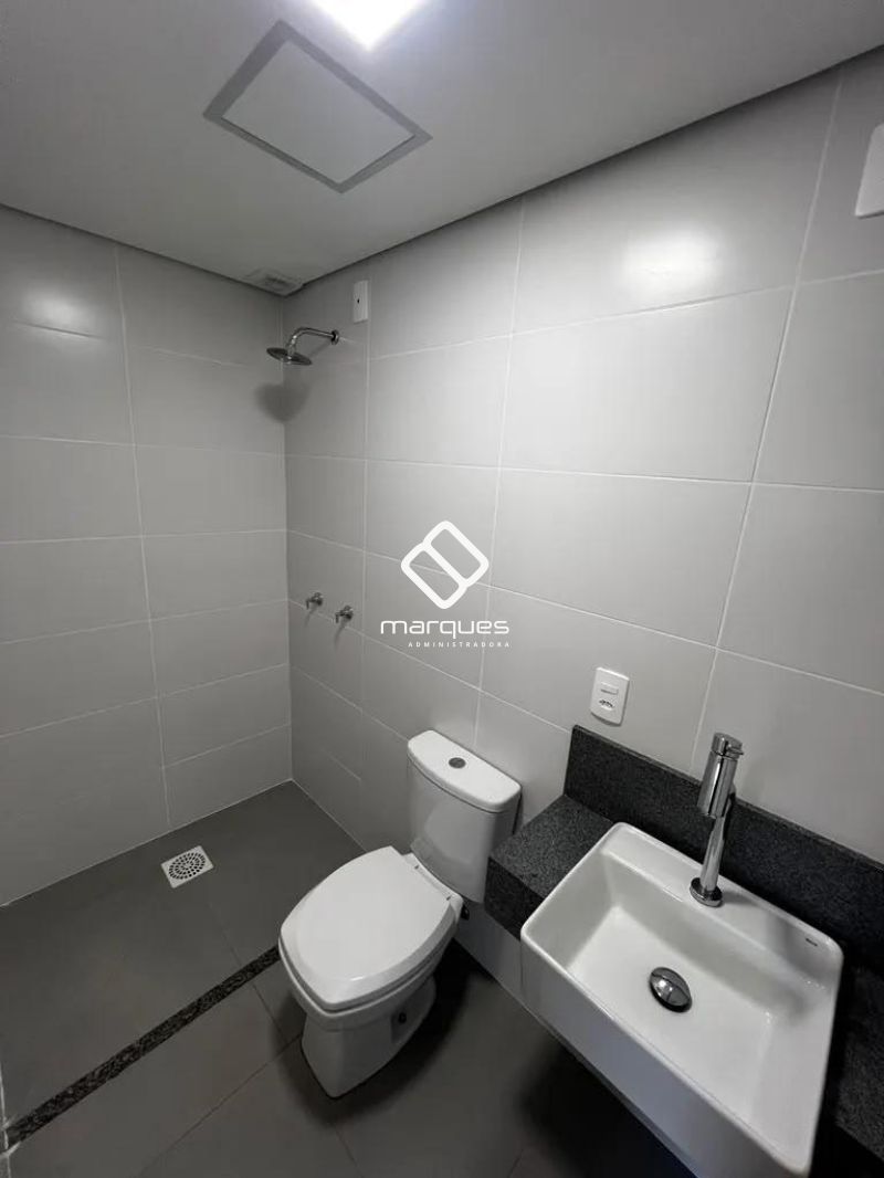 Apartamento com 2 quartos, 2 banheiros e 64m² à venda no bairro Areal, Pelotas
