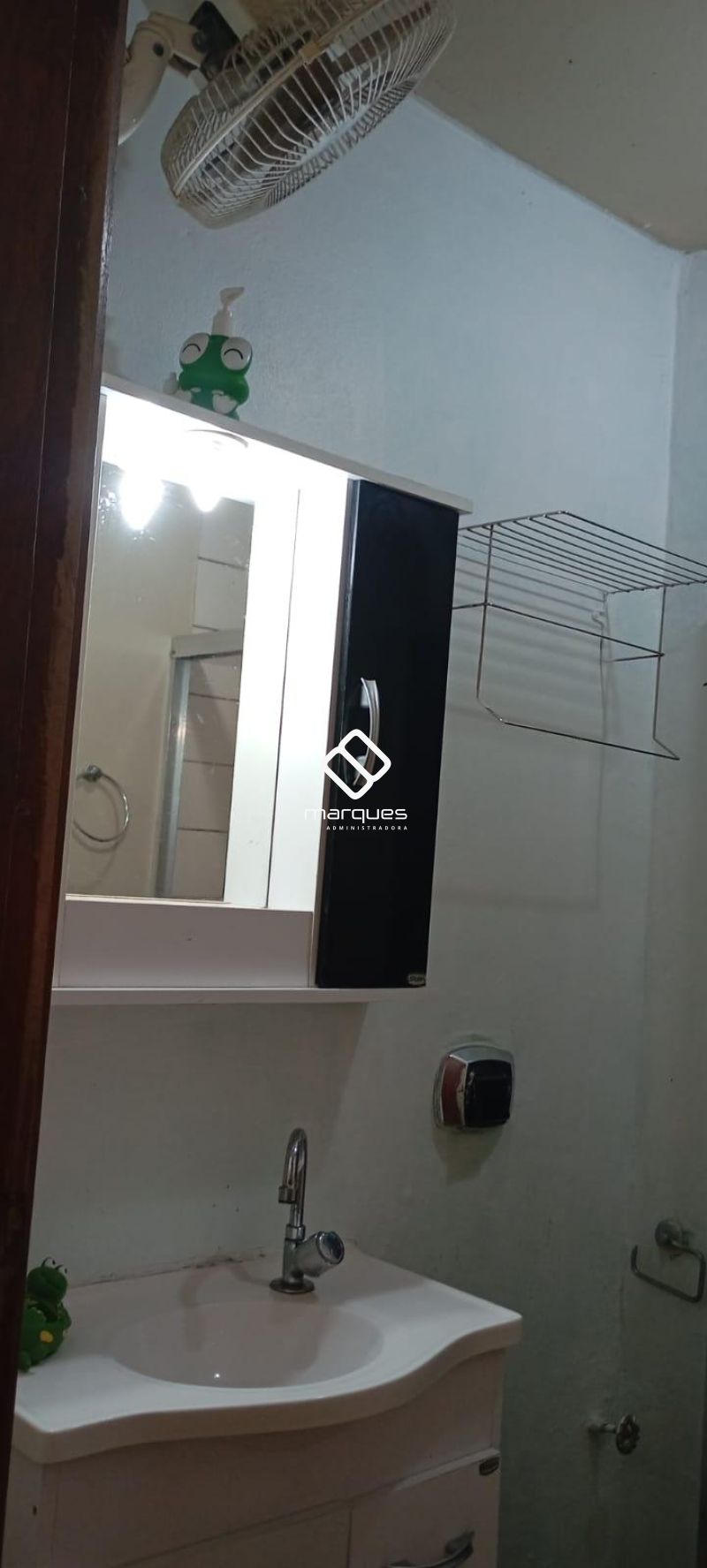 Apartamento com 2 quartos, 1 banheiro e 72m² à venda no bairro Centro, Pelotas