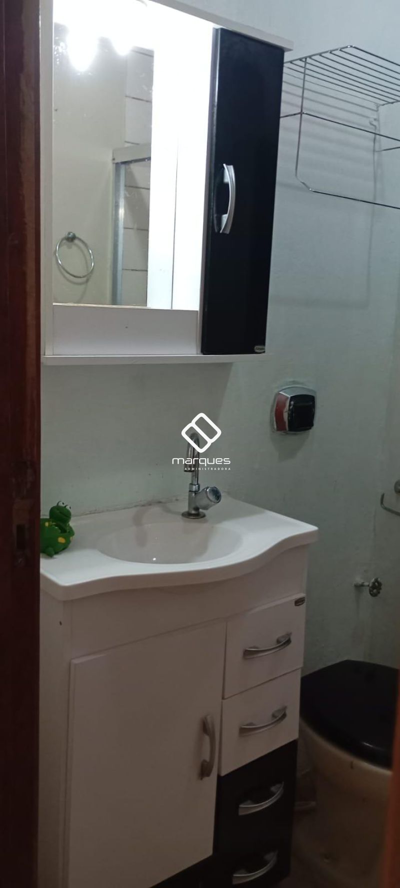 Apartamento com 2 quartos, 1 banheiro e 72m² à venda no bairro Centro, Pelotas