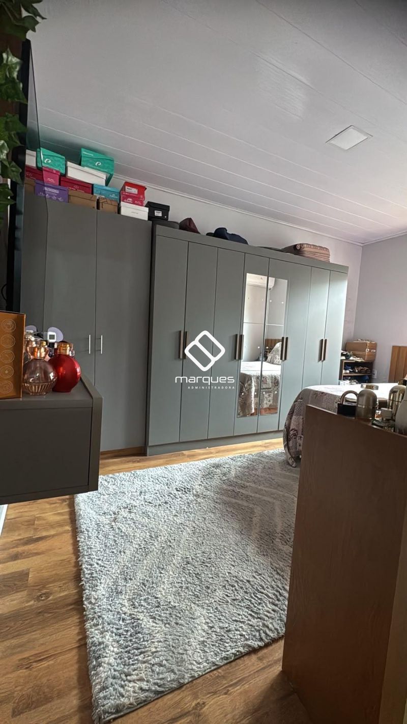 Casa com 2 quartos, 1 banheiro e 80m² à venda no bairro Areal, Pelotas