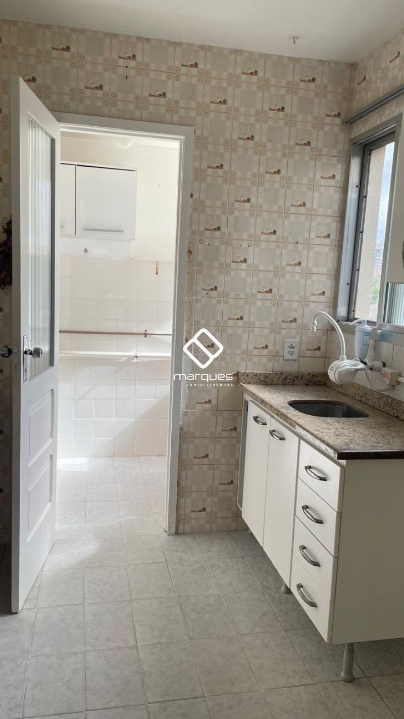 Apartamento com 3 quartos, 1 banheiro e 80m² à venda no bairro Areal, Pelotas