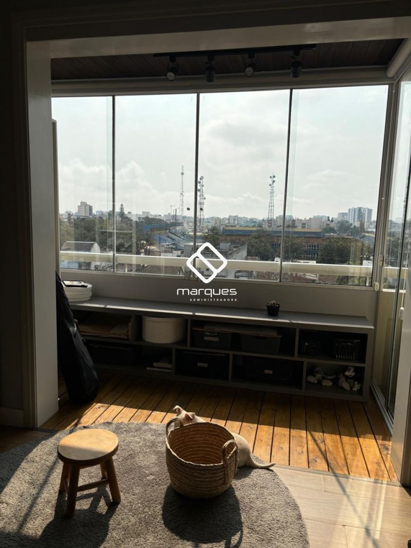 Apartamento com 3 quartos, 2 banheiros e 118m² à venda no bairro Centro, Pelotas