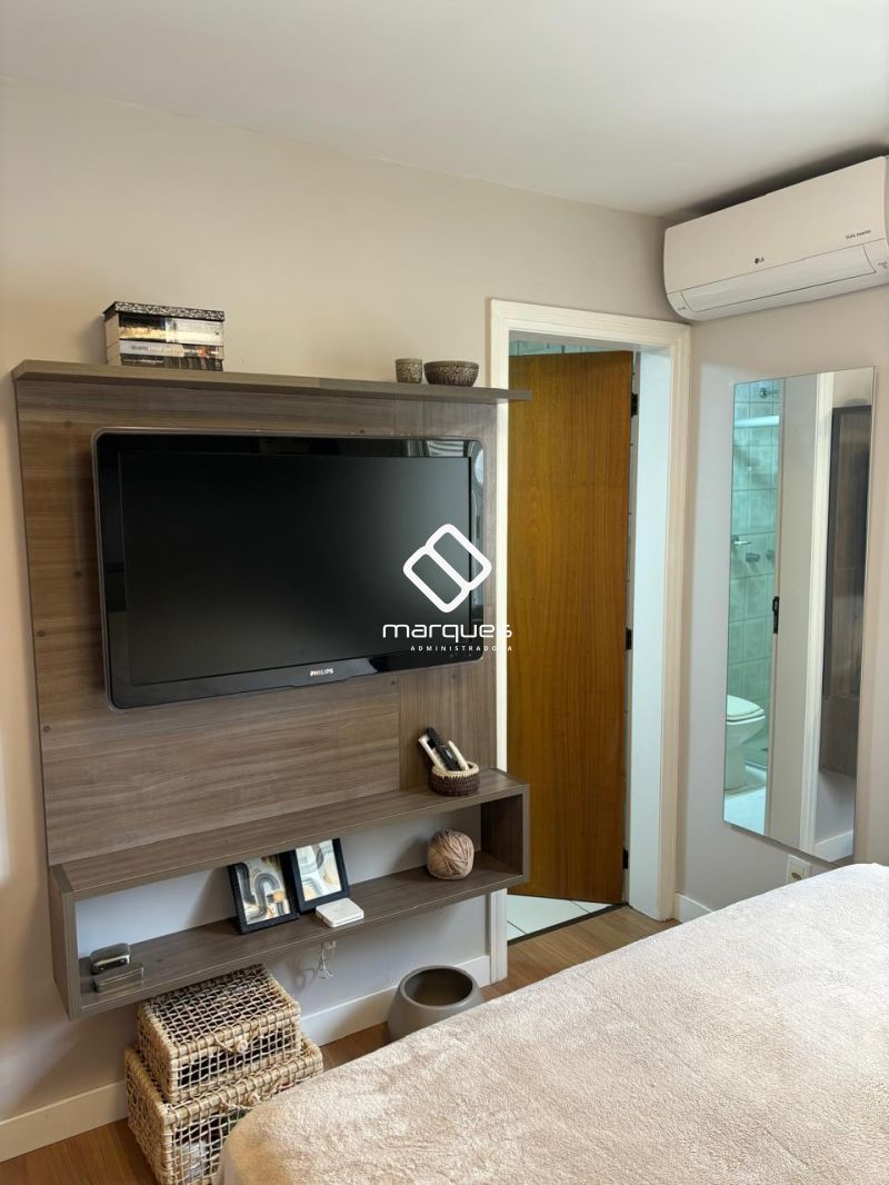 Apartamento com 3 quartos, 2 banheiros e 118m² à venda no bairro Centro, Pelotas