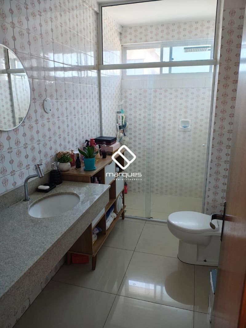 Apartamento com 3 quartos, 3 banheiros e 111m² à venda no bairro Centro, Pelotas
