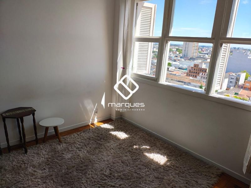 Apartamento com 3 quartos, 3 banheiros e 111m² à venda no bairro Centro, Pelotas