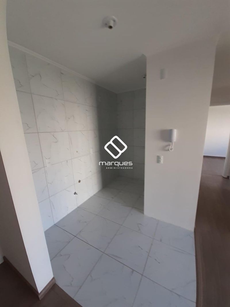 Apartamento com 2 quartos, 1 banheiro e 49m² à venda no bairro Três Vendas, Pelotas
