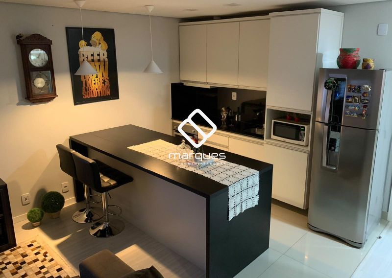 Apartamento com 1 quarto, 1 banheiro e 64m² à venda no bairro Centro, Pelotas
