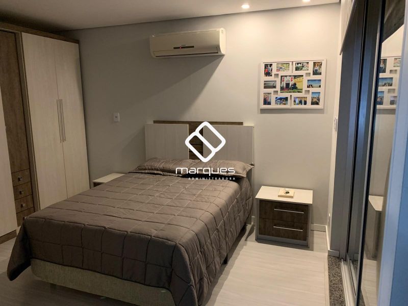Apartamento com 1 quarto, 1 banheiro e 64m² à venda no bairro Centro, Pelotas