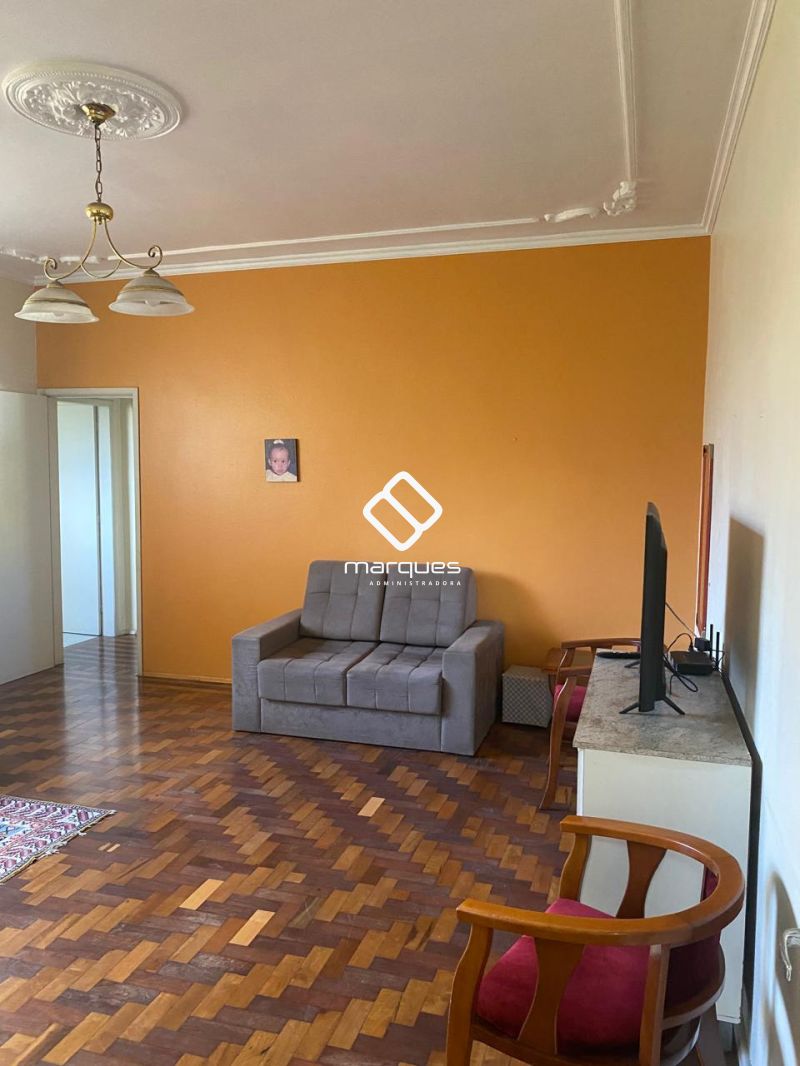 Apartamento com 2 quartos, 2 banheiros e 106m² à venda no bairro Centro, Pelotas