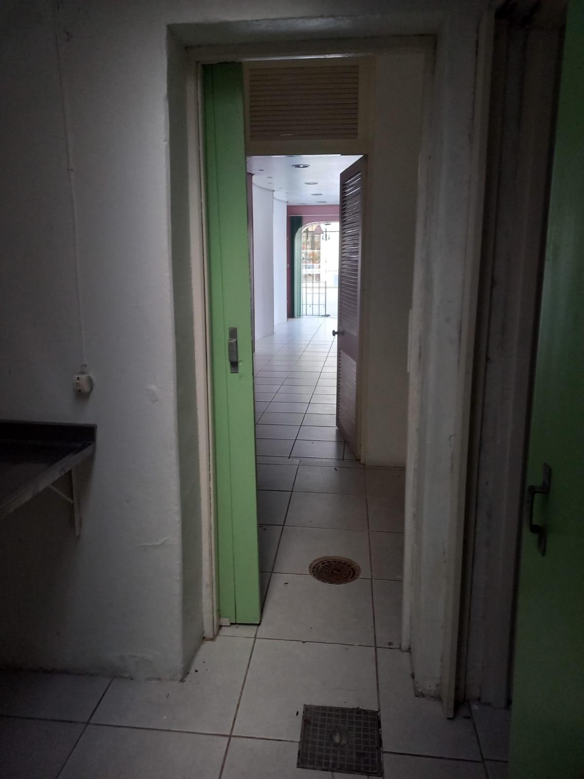 Loja com 1 banheiro e 95m² à venda no bairro Centro, Pelotas