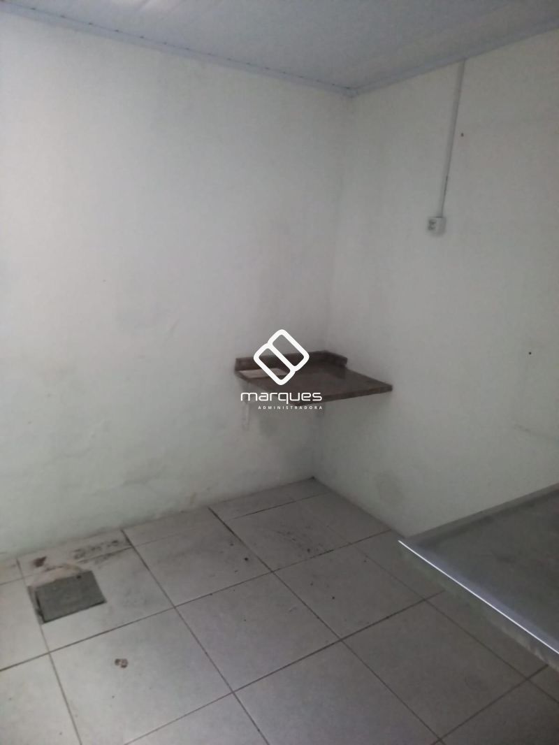 Loja com 1 banheiro e 95m² à venda no bairro Centro, Pelotas
