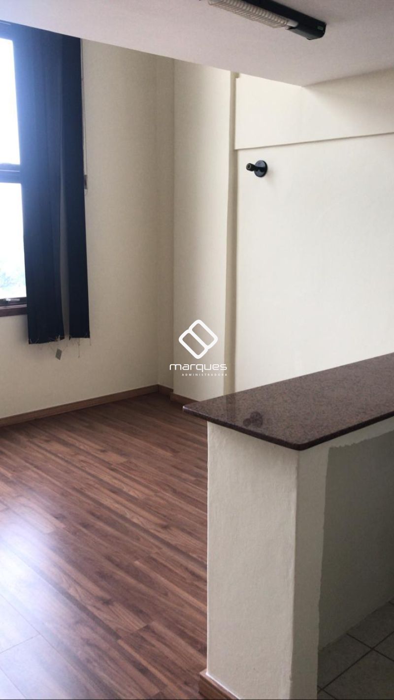 Apartamento com 1 quarto, 1 banheiro e 60m² à venda no bairro Centro, Pelotas