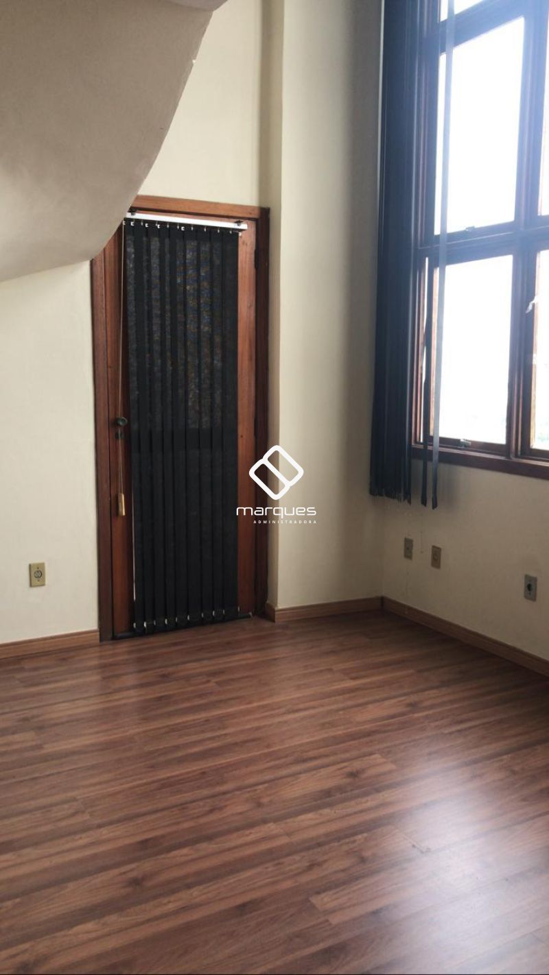 Apartamento com 1 quarto, 1 banheiro e 60m² à venda no bairro Centro, Pelotas