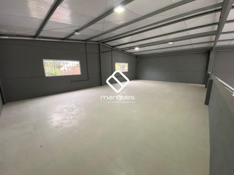 Prédio Comercial com 321m² à venda no bairro Laranjal, Pelotas