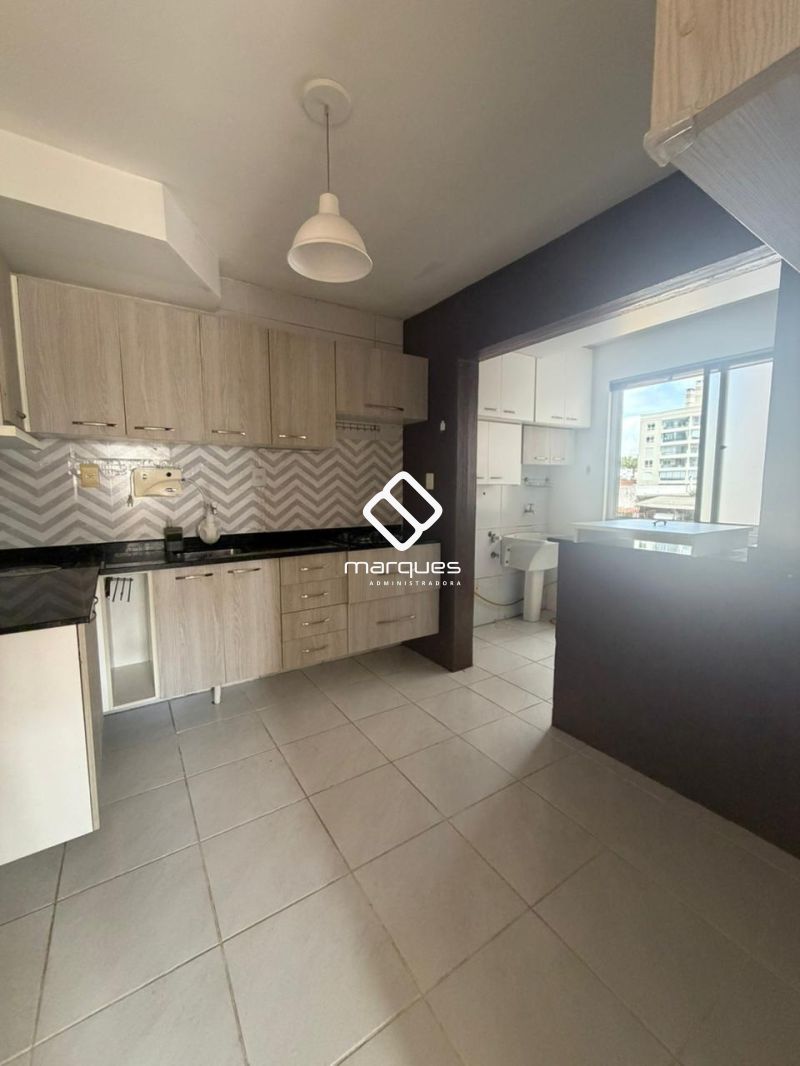 Apartamento com 3 quartos, 2 banheiros e 80m² à venda no bairro Centro, Pelotas