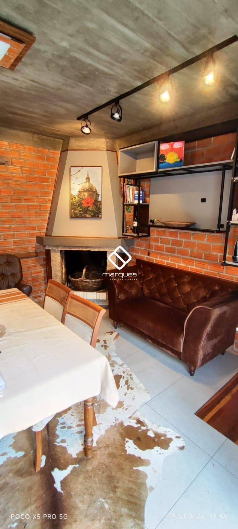 Casa com 2 quartos, 2 banheiros e 145m² à venda no bairro Três Vendas, Pelotas