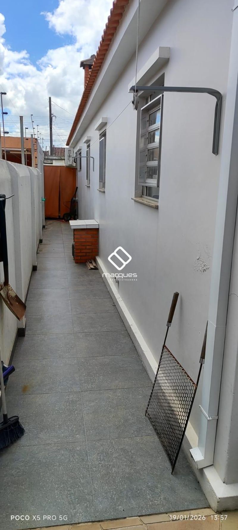 Casa com 2 quartos, 2 banheiros e 145m² à venda no bairro Três Vendas, Pelotas