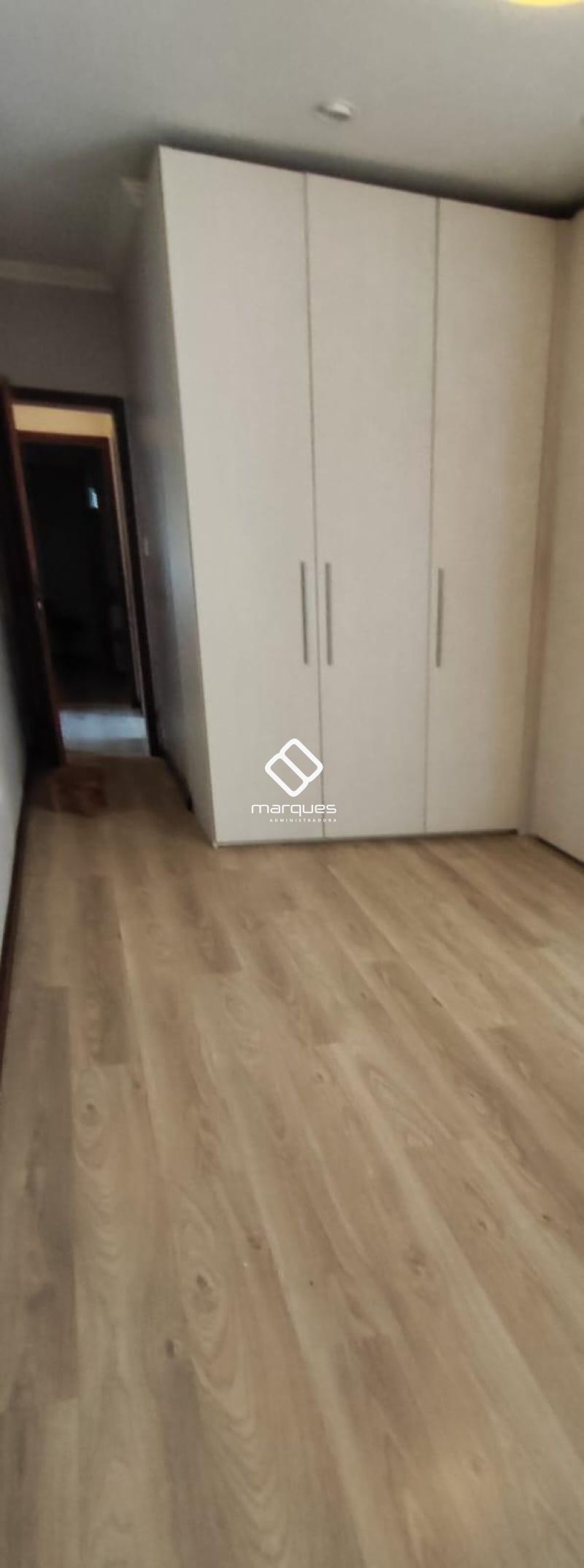 Casa com 2 quartos, 2 banheiros e 145m² à venda no bairro Três Vendas, Pelotas