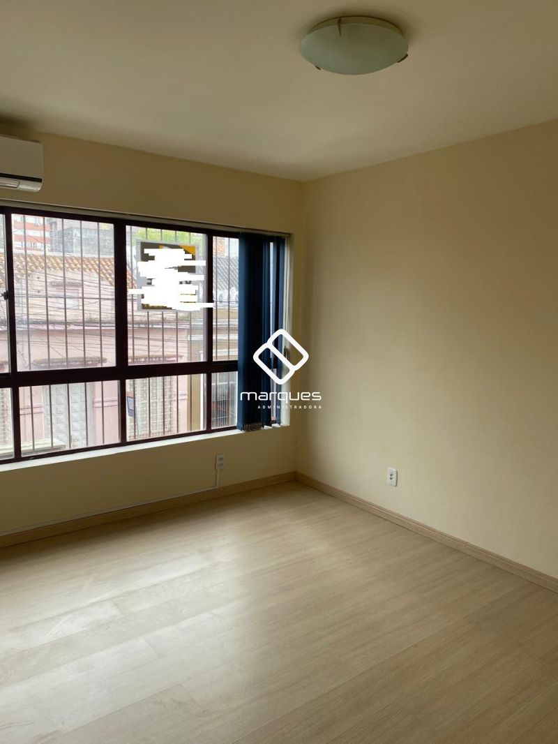 Sala com 1 banheiro e 31m² à venda no bairro Centro, Pelotas