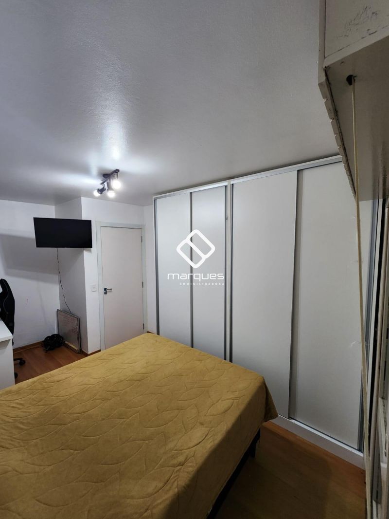 Apartamento com 3 quartos, 2 banheiros e 91m² à venda no bairro Centro, Pelotas