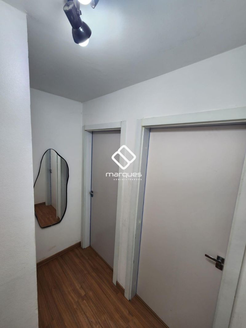 Apartamento com 3 quartos, 2 banheiros e 91m² à venda no bairro Centro, Pelotas