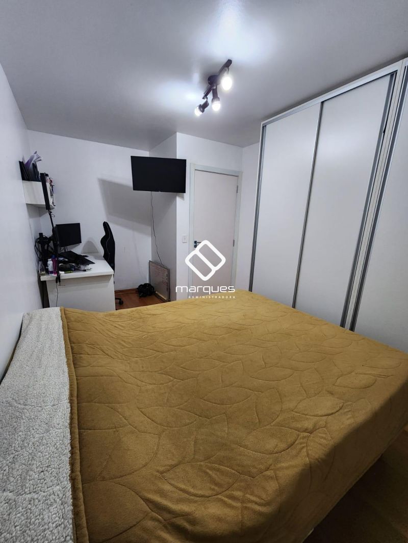 Apartamento com 3 quartos, 2 banheiros e 91m² à venda no bairro Centro, Pelotas