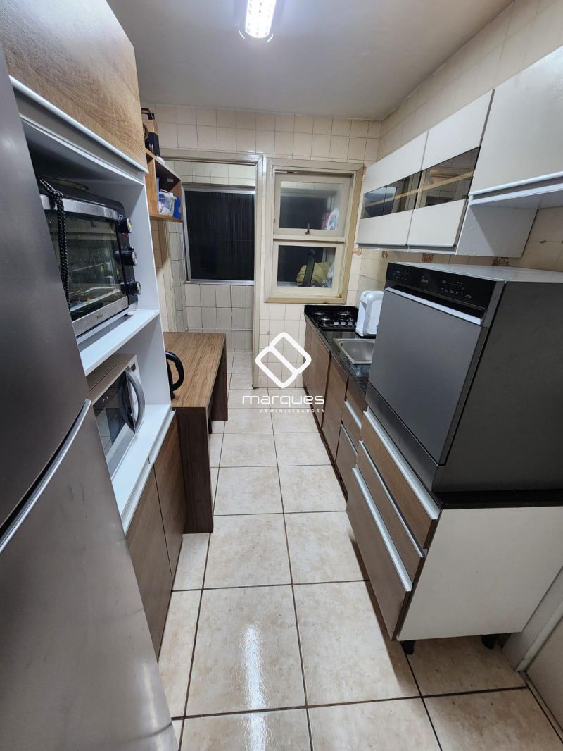 Apartamento com 3 quartos, 2 banheiros e 91m² à venda no bairro Centro, Pelotas