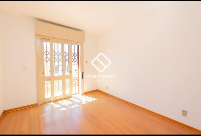 Apartamento com 3 quartos, 2 banheiros e 91m² à venda no bairro Centro, Pelotas