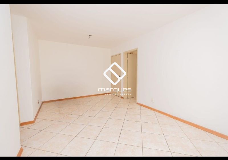 Apartamento com 3 quartos, 2 banheiros e 91m² à venda no bairro Centro, Pelotas