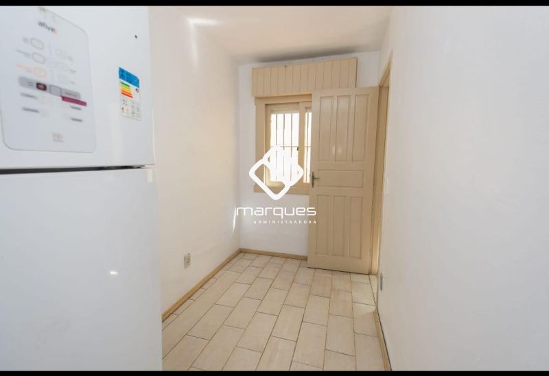 Apartamento com 3 quartos, 2 banheiros e 91m² à venda no bairro Centro, Pelotas
