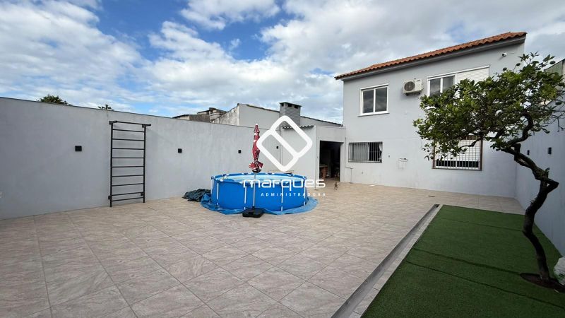 Casa com 5 quartos, 4 banheiros e 234m² à venda no bairro Fragata, Pelotas