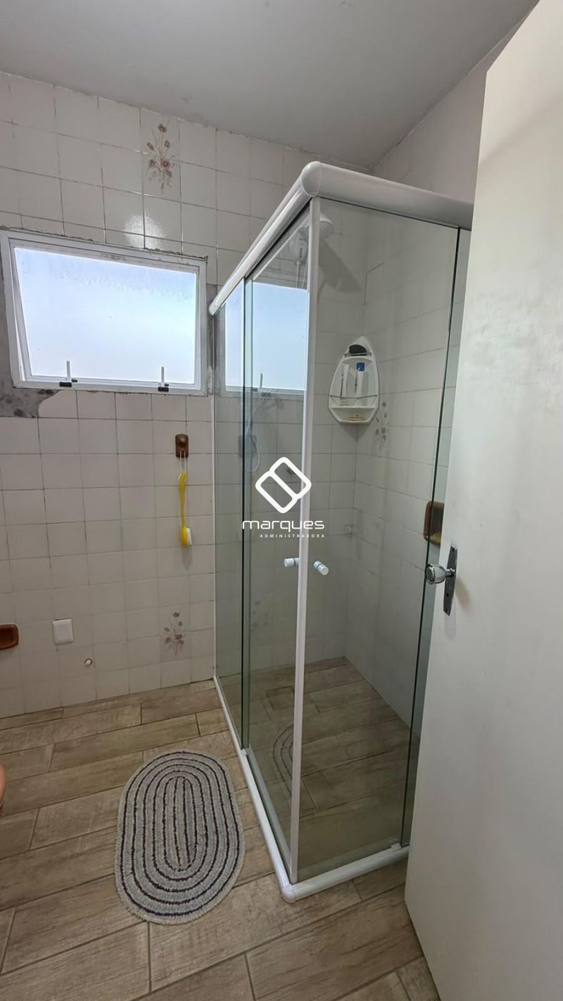 Casa com 5 quartos, 4 banheiros e 234m² à venda no bairro Fragata, Pelotas