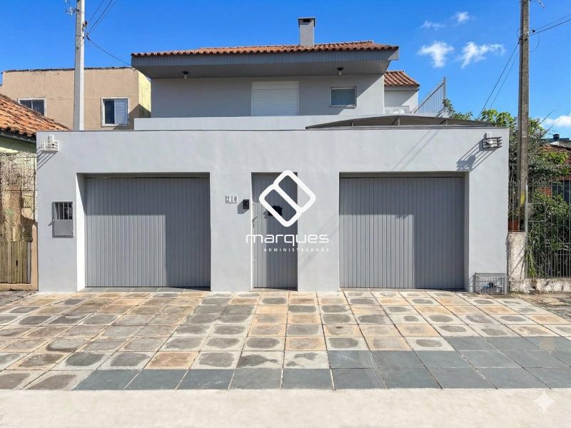 Casa com 5 quartos, 4 banheiros e 234m² à venda no bairro Fragata, Pelotas