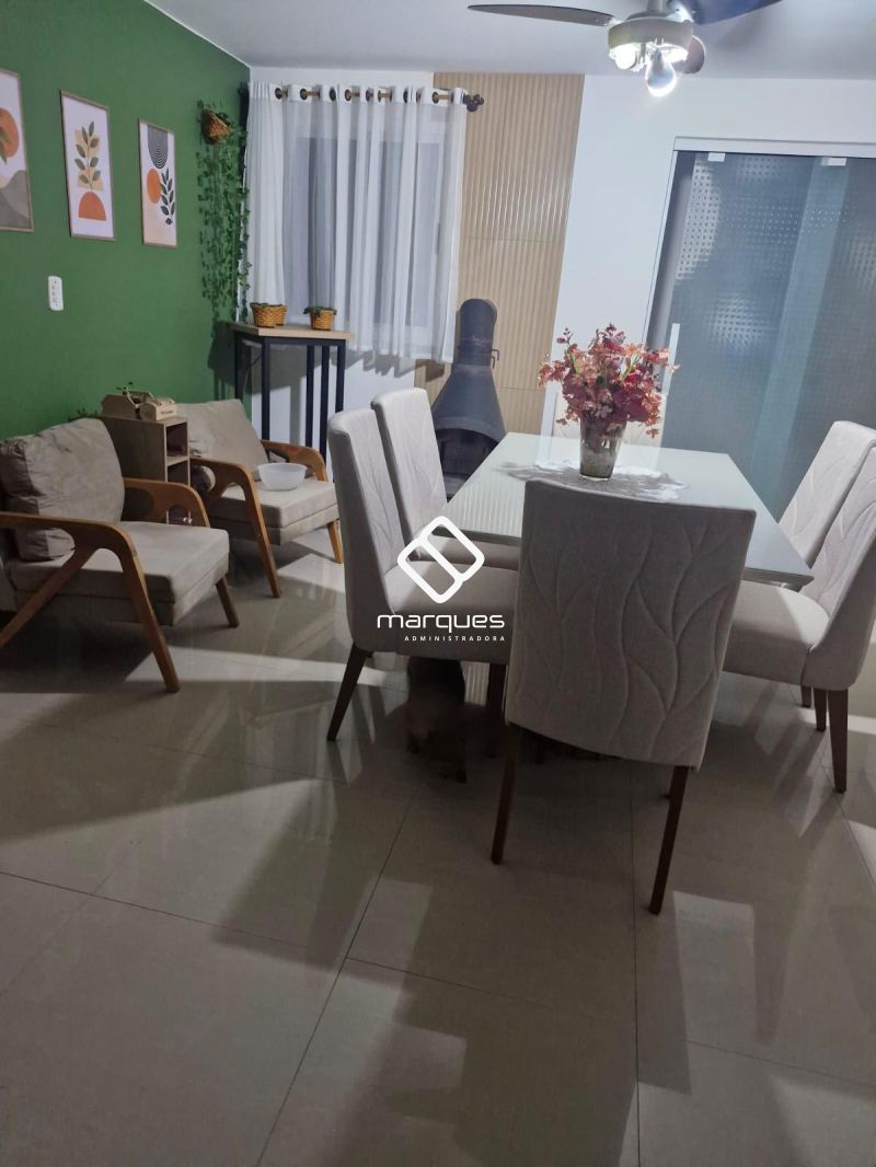 Apartamento com 3 quartos, 2 banheiros e 69m² à venda no bairro São Gonçalo, Pelotas