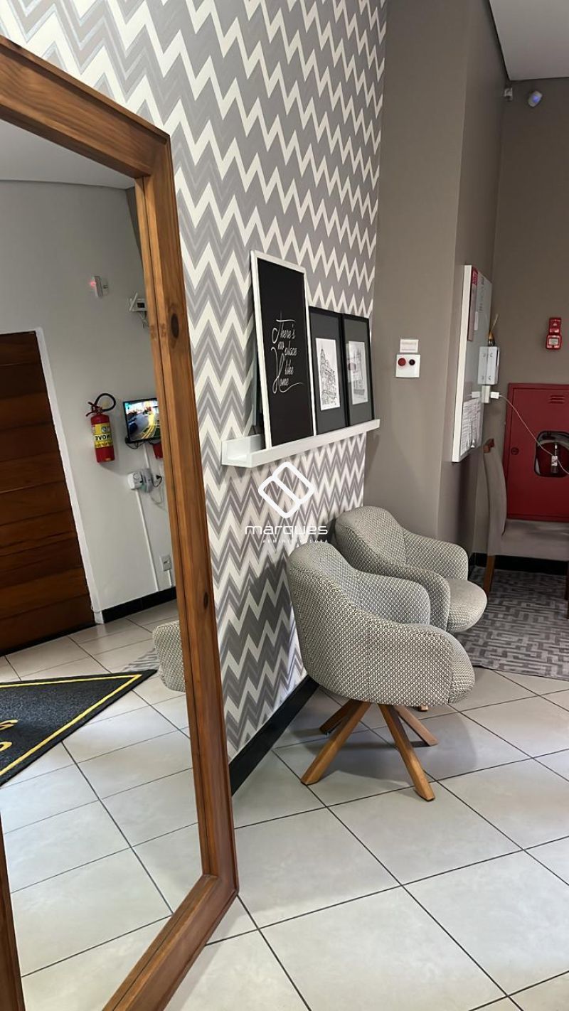 Apartamento com 2 quartos, 1 banheiro e 104m² à venda no bairro Centro, Pelotas