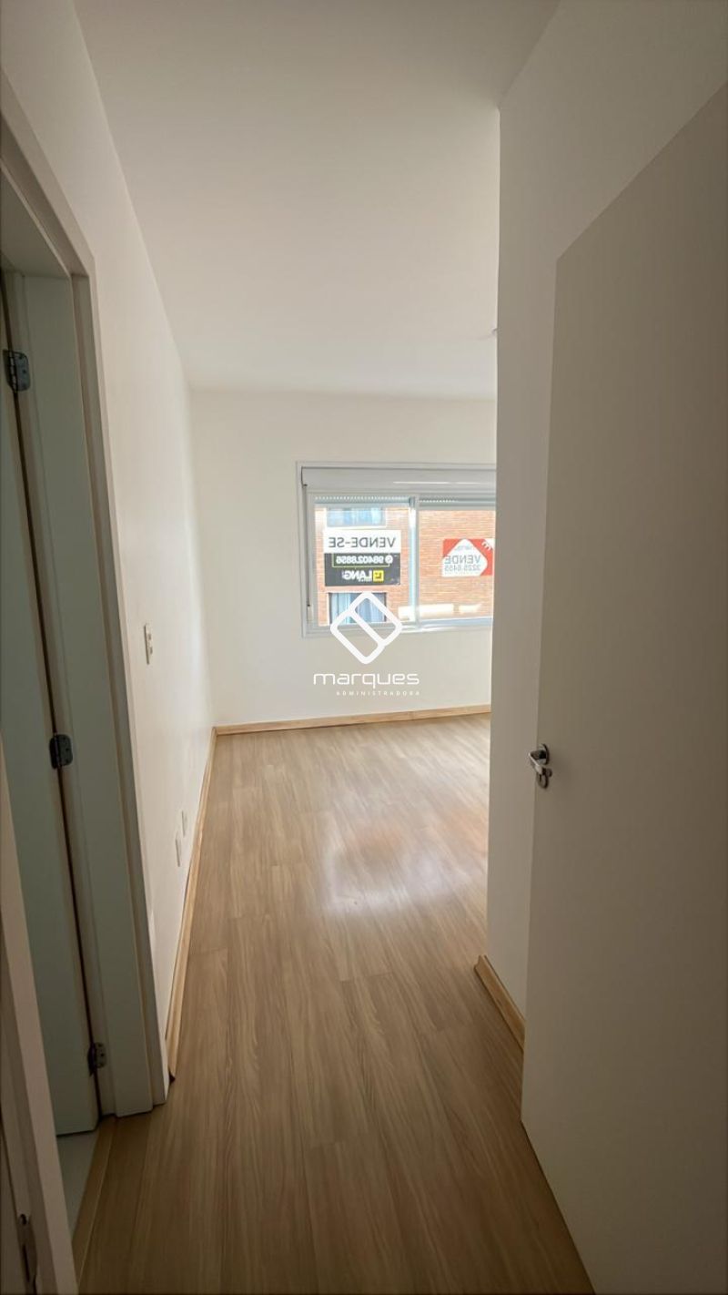 Apartamento com 2 quartos, 1 banheiro e 104m² à venda no bairro Centro, Pelotas