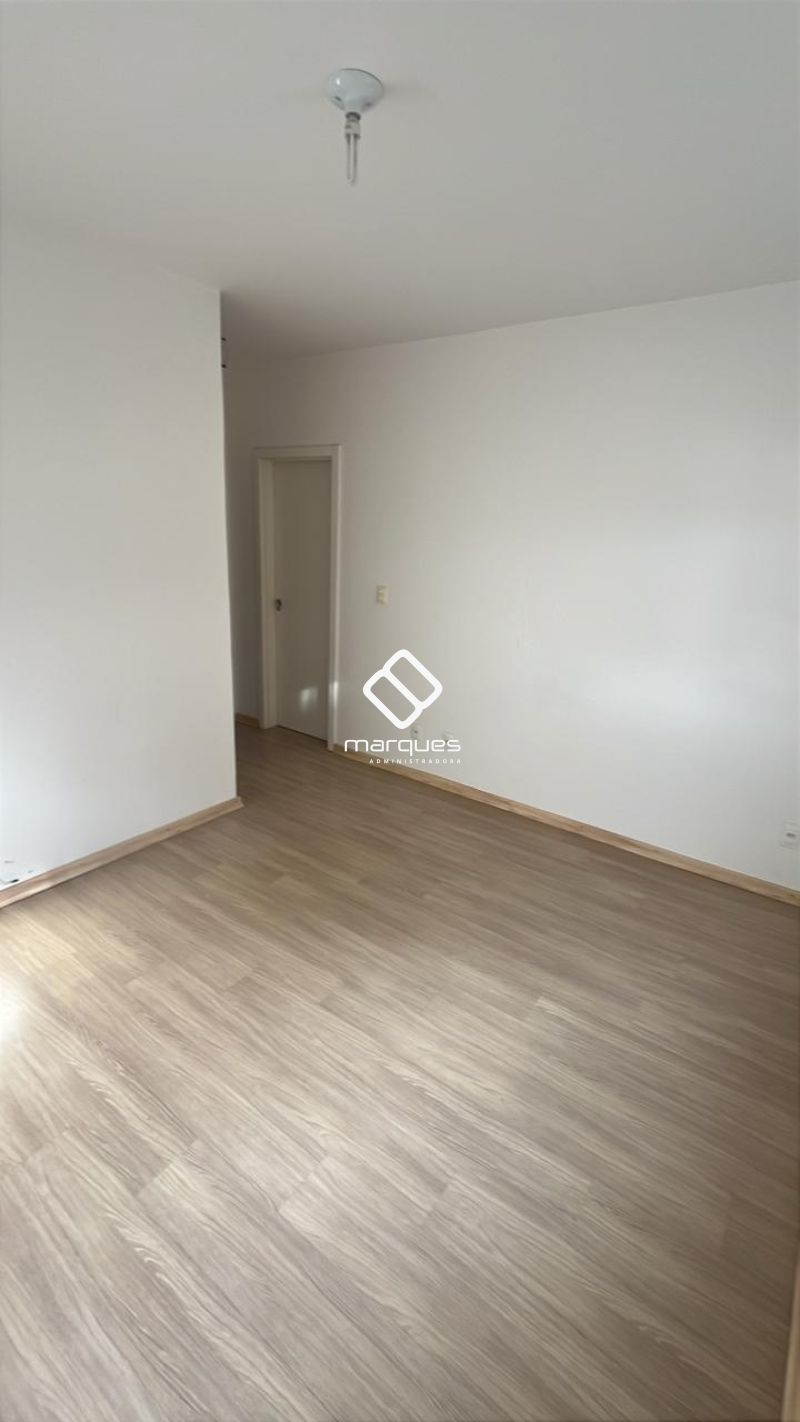 Apartamento com 2 quartos, 1 banheiro e 104m² à venda no bairro Centro, Pelotas