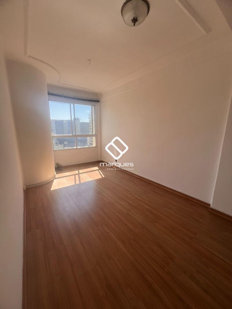 Apartamento com 2 quartos, 2 banheiros e 104m² à venda no bairro Centro, Pelotas