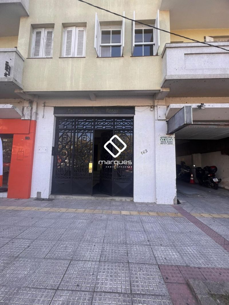 Apartamento com 2 quartos, 2 banheiros e 104m² à venda no bairro Centro, Pelotas