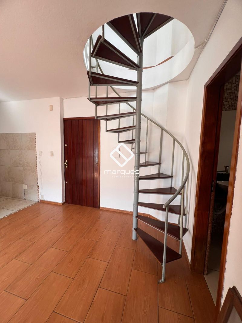 Apartamento com 2 quartos, 2 banheiros e 77m² à venda no bairro Centro, Pelotas