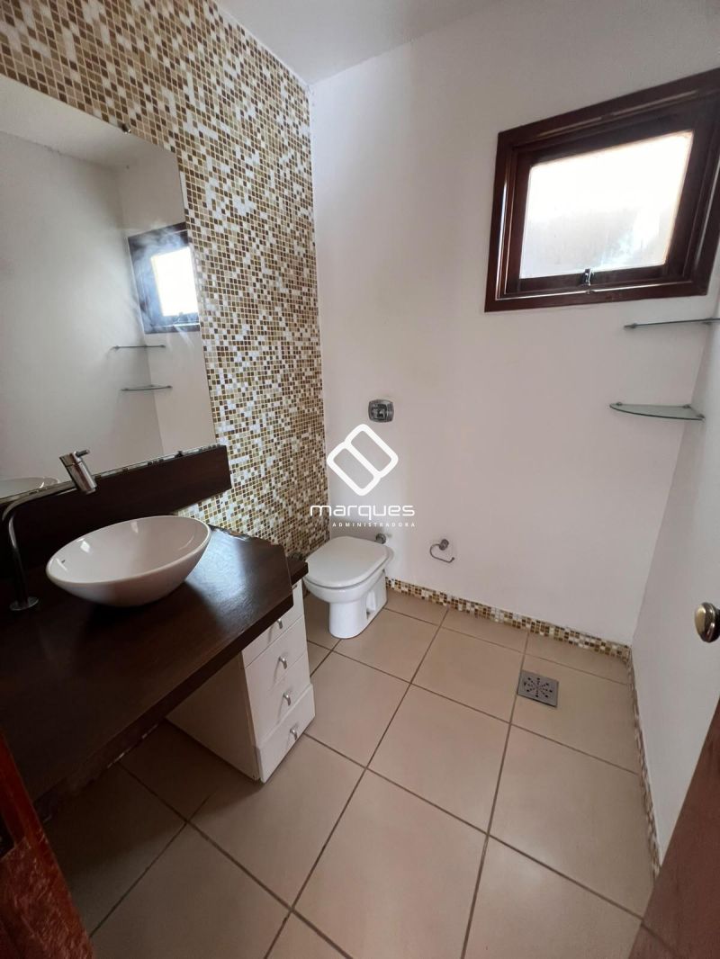 Apartamento com 2 quartos, 2 banheiros e 77m² à venda no bairro Centro, Pelotas