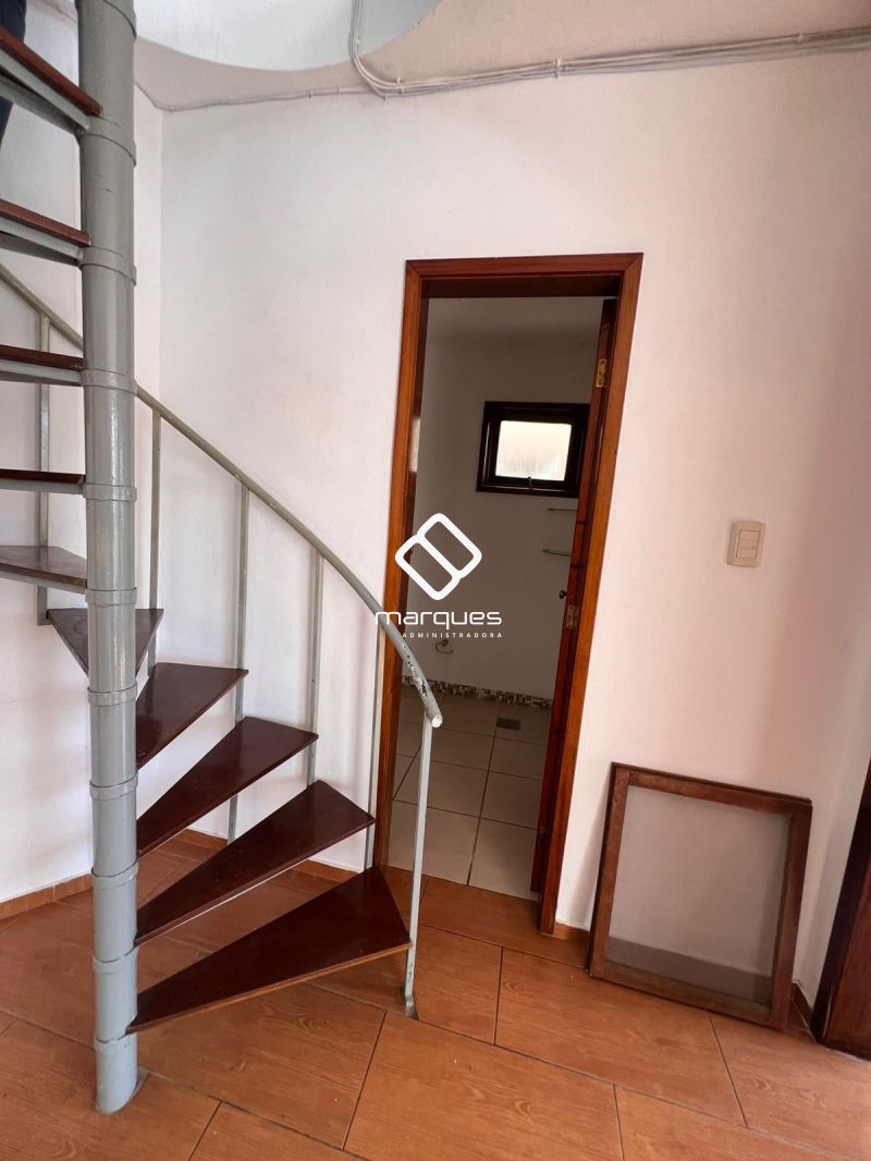 Apartamento com 2 quartos, 2 banheiros e 77m² à venda no bairro Centro, Pelotas
